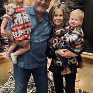 Meet your Posher, Becky